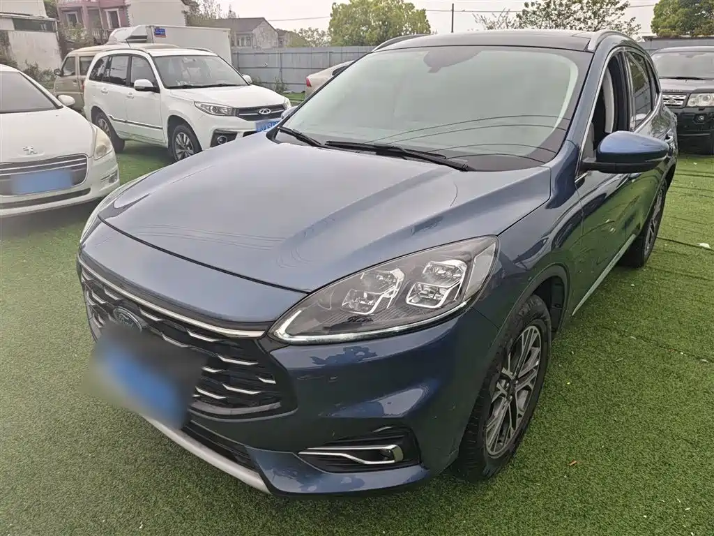 Ford Escape 2020 EcoBoost 245 2WD Premium Edition