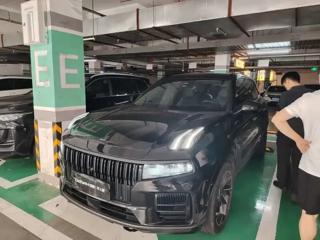 Lynk & Co 09 EM-P 2021 2.0T PHEV Halo 6-seater