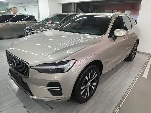 Volvo XC60 2023 B5 AWD Smart Luxury Edition
