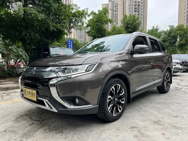 Mitsubishi Outlander 2019 2.0L 2WD Enjoy 5-Seater China VI