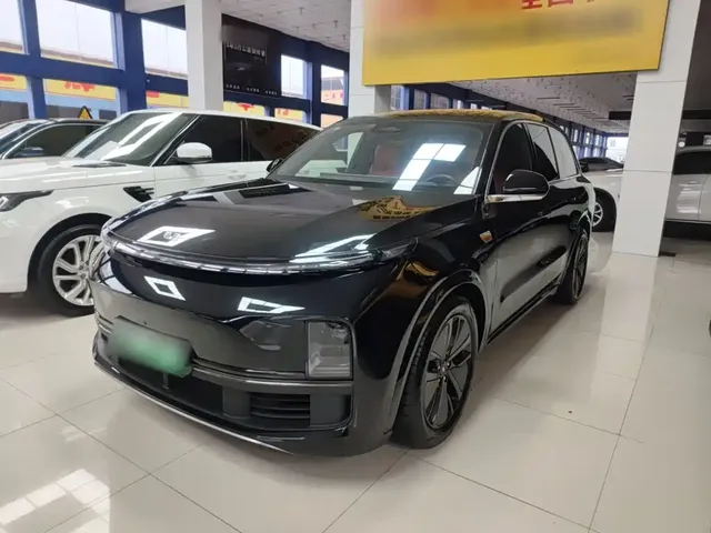 Li Auto Li L8 2024 Pro