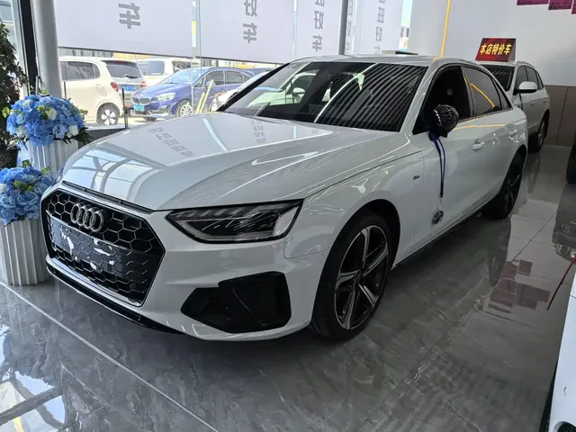Audi A4L 2024 40 TFSI Luxury Dynamic