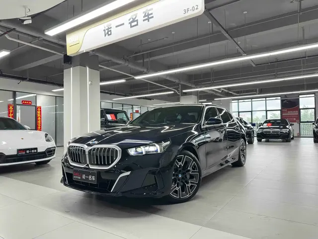 BMW 5 Series 2025 530Li Premium M Sport Package
