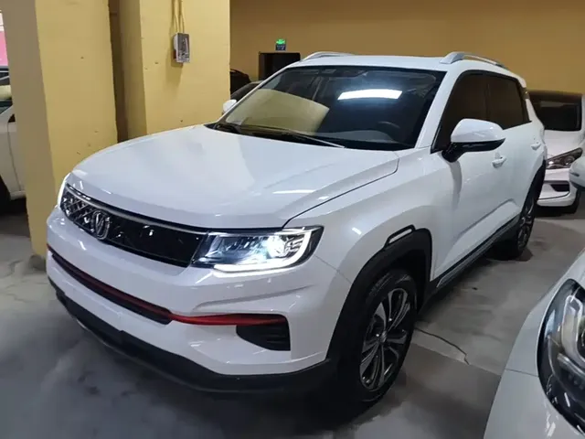 Changan CS35 PLUS 2021 Glory Million Edition 1.6L CVT Luxury