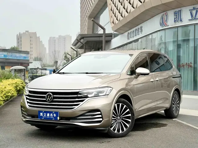 Volkswagen Viloran 2020 380TSI Premium