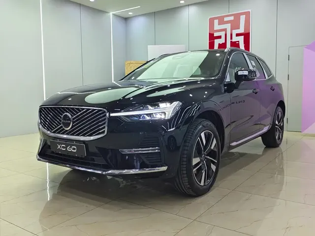 Volvo XC60 2026 Model B5 AWD Premium Luxury