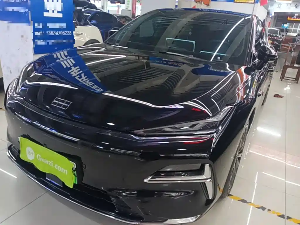 Geely Galaxy Xingyao 8 2025 130km EM-P Explorer Edition
