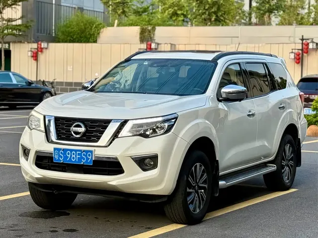 Nissan Terra 2018 2.5L Automatic AWD Flagship