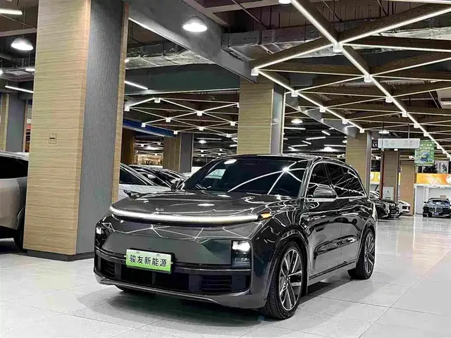 Li Auto Li Xiang L9 2023 Model Pro