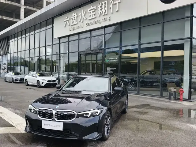 BMW 3 Series 2025 325Li M Sport Package