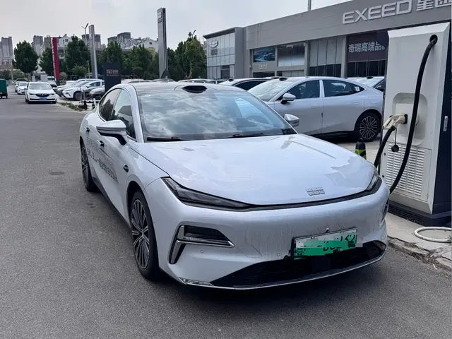 Geely Galaxy Xingyao 8 2025 130km EM-P Starship Edition