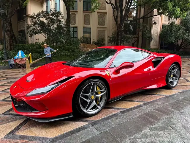Ferrari F8 2019 Tributo 3.9T V8