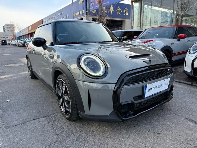 MINI MINI 2023 Facelift 2.0T COOPER S Artist