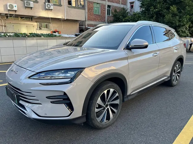 BYD Song PLUS PHEV 2024 Glory Edition DM-i 71km Luxury