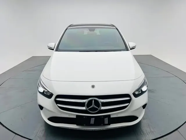 Mercedes-Benz B-Class 2021 B 200 Fashion