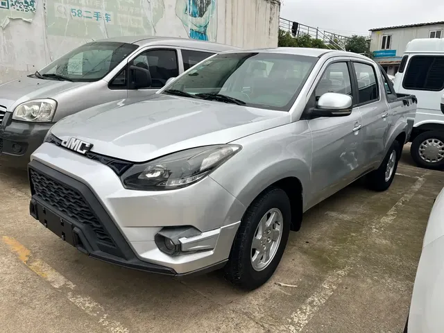 Jiangling Yuhu 7 2017 2.4T Classic Edition Diesel 2WD Luxury JX4D24A5L