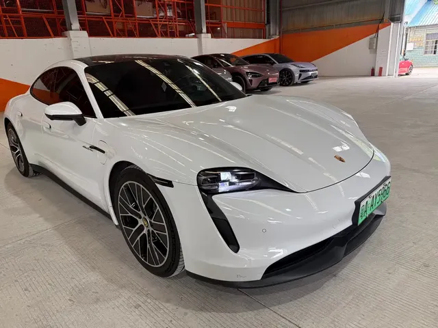 Porsche Taycan 2020 Taycan