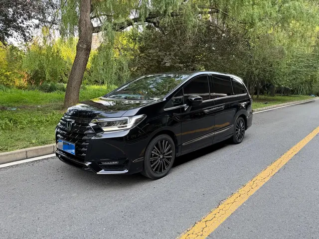 Honda Elysion 2024 2.0L e:HEV Luxury Edition