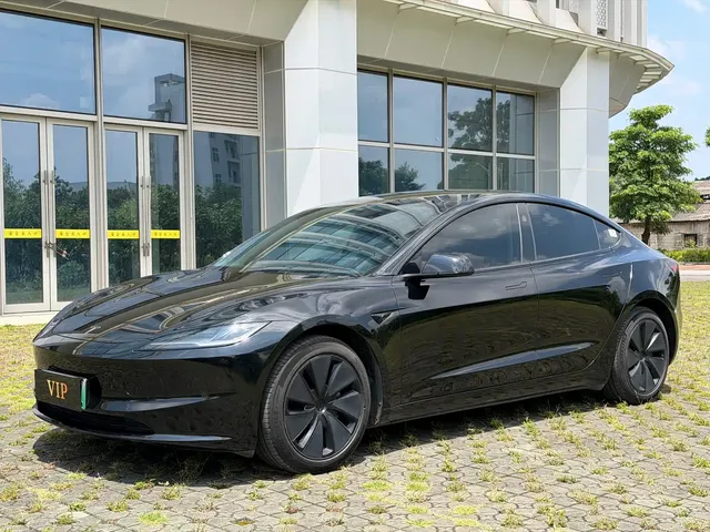 Tesla Model 3 2023 Rear-Wheel Drive