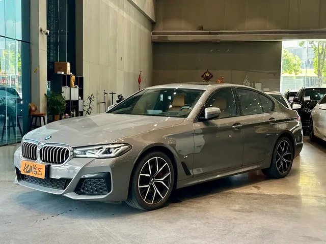 BMW 5 Series (Import) 2022 530i Style Edition M Sport Package