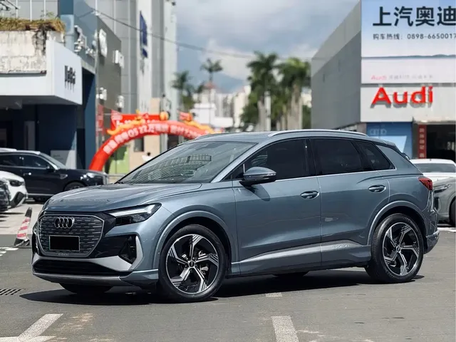 Audi Q4 e-tron 2023 50 e-tron quattro Creation Edition