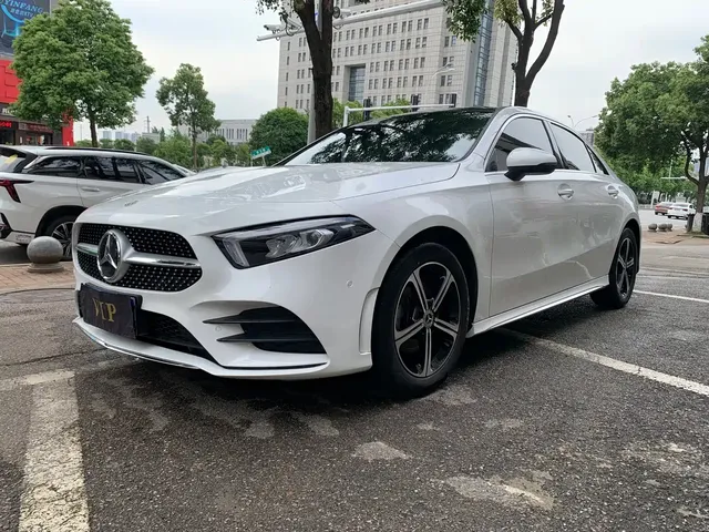 Mercedes-Benz A-Class 2022 Facelift II A 200 L Sport Sedan Fashion
