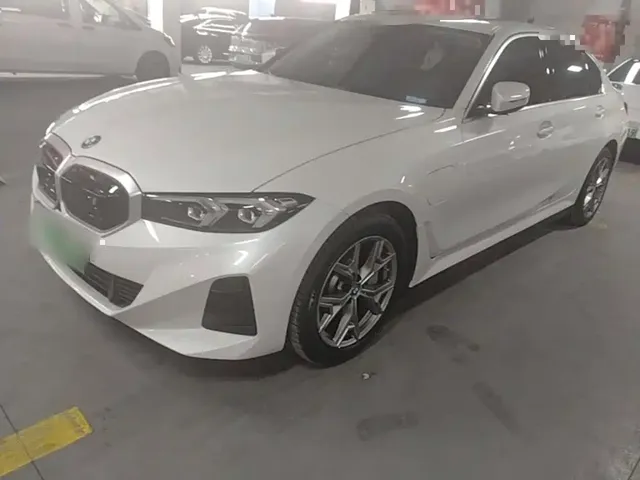 BMW i3 2024 eDrive 35 L