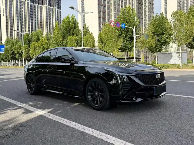 Cadillac CT5 2025 Model 28T Urban Sport Edition