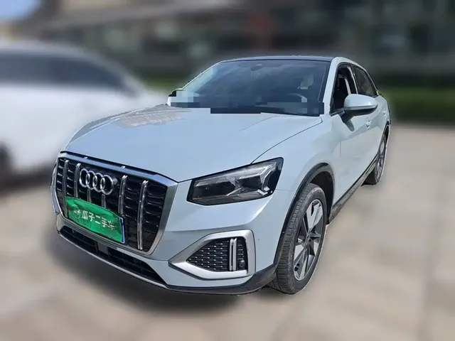Audi Q2L 2022 35 TFSI Fashion Elegance