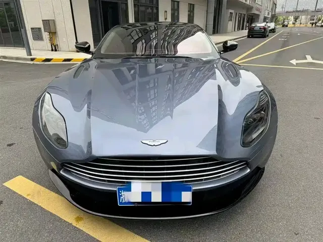 Aston Martin DB11 2020 4.0T V8 Coupe