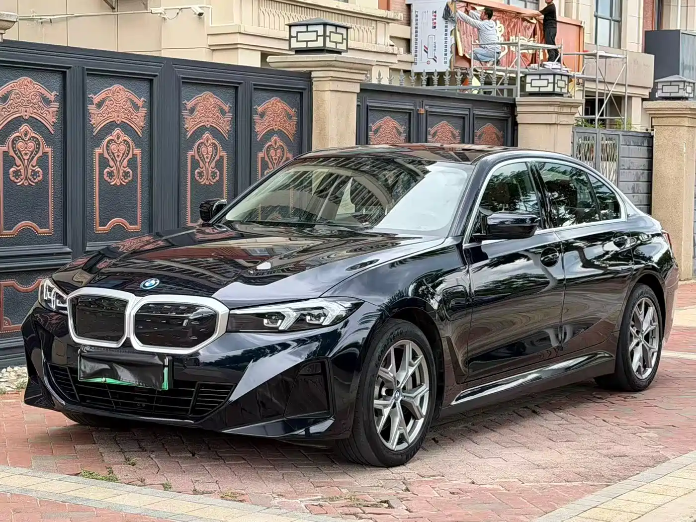 BMW i3 2022 eDrive 35 L