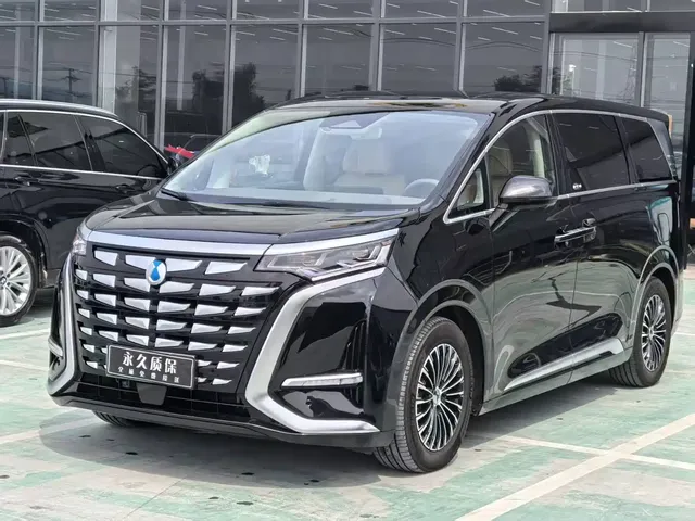 Denza D9 2022 DM-i 970 All-Wheel Drive Honor Edition