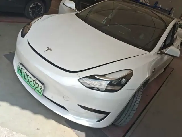 Tesla Model 3 2020 Facelift Standard Range RWD Upgrade