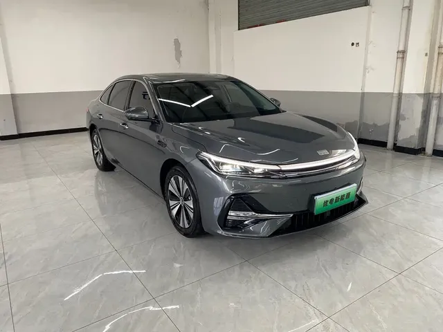 Geely Galaxy A7 2025 EM-i 150km Explorer+ Edition