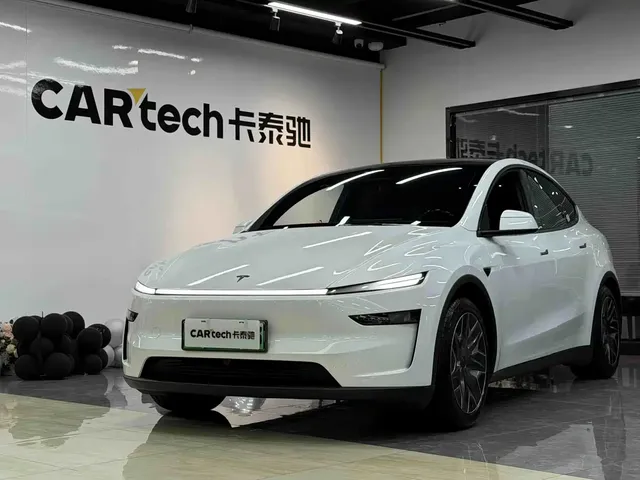Tesla Model Y L 2025 Facelift Long Range AWD