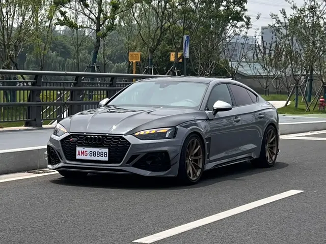 Audi RS 5 2021 RS 5 2.9T Sportback Dark Gold Edition