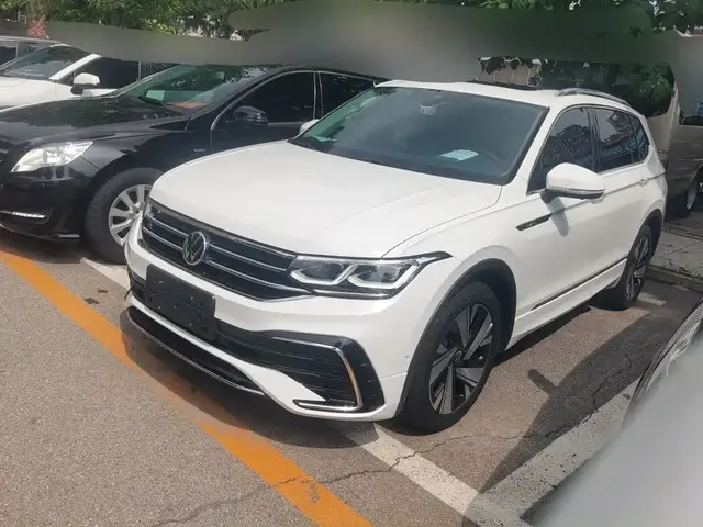 Volkswagen Tiguan L 2023 Facelift 380TSI Automatic 4WD R-Line Flagship Edition 7-Seater
