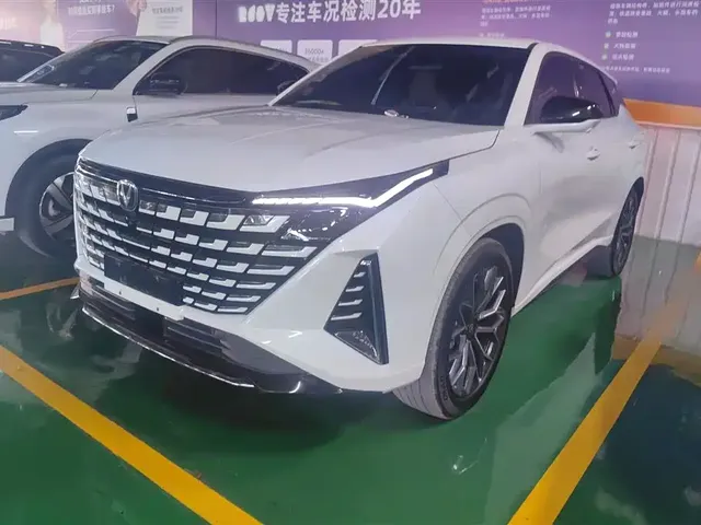 Changan UNI-Z 2025 1.5T Luxury Edition