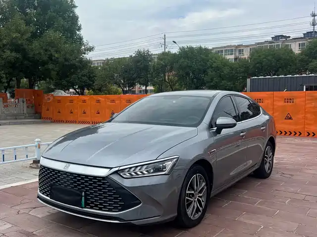 BYD Qin PLUS 2021 DM-i 120KM Premium