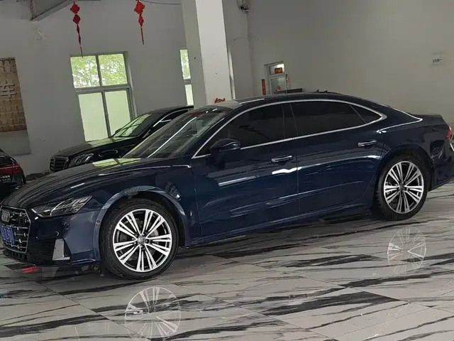 Audi A7L 2024 45 TFSI Luxury