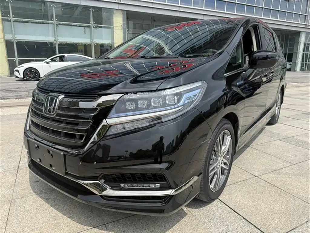 Honda Elysion 2019 2.0L Hybrid Luxury Edition