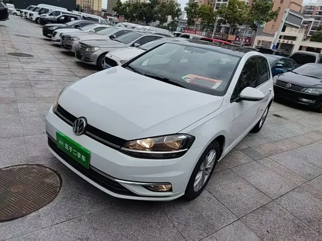 Volkswagen Golf 2019 200TSI DSG Comfort Progressive China VI