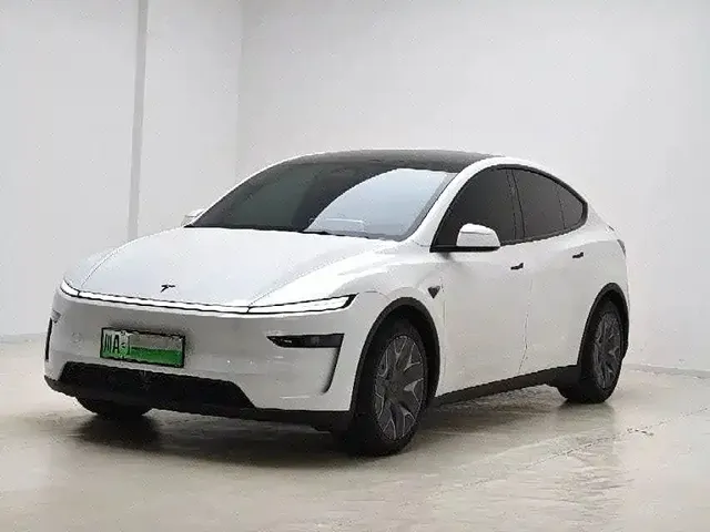 Tesla Model Y L 2025 Facelift Long Range AWD