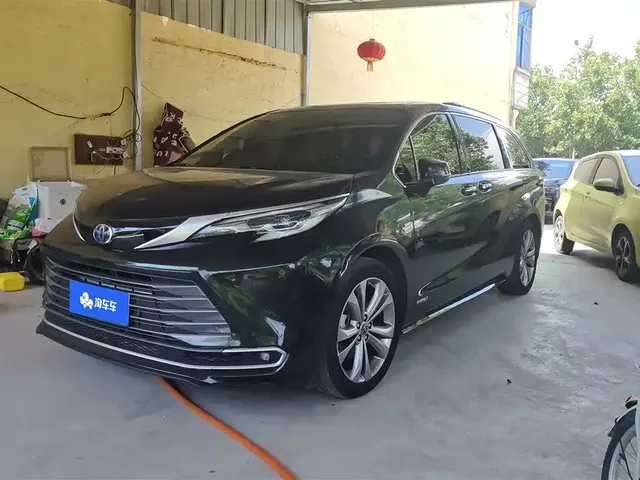 Toyota Sienna 2021 2.5L Hybrid Premium Edition