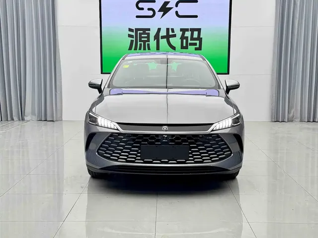 BYD Qin PLUS 2026 DM-i 128KM Progressive