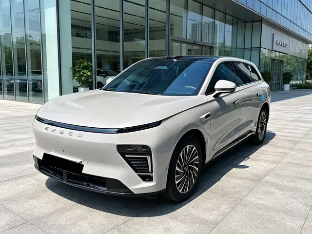 Exeed Exlantix ET 2024 Extended Range 240 Ultra AWD