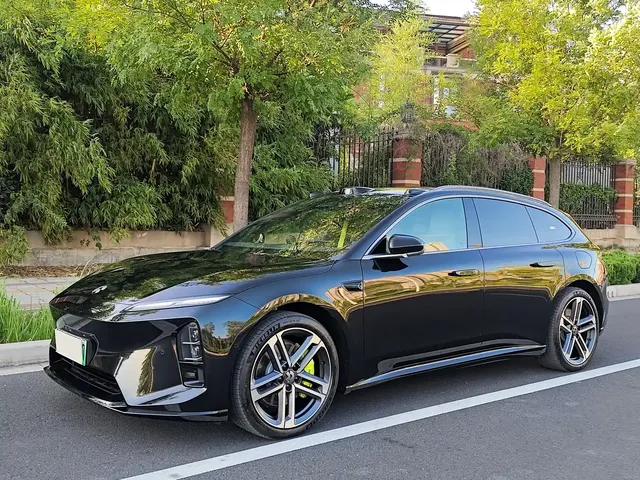 NIO ET5T 2025 Model Champion Commemorative Edition 75kWh Touring