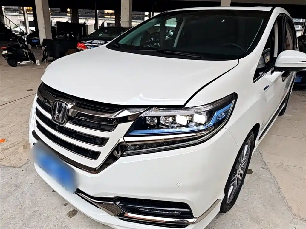 Honda Elysion 2019 2.0L Hybrid Supreme Edition