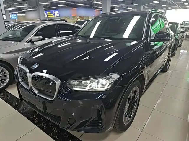 BMW iX3 2022 Facelift Leading Model