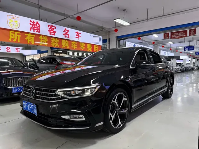 Volkswagen Magotan 2023 Model 2 Million Commemorative Edition 330TSI DSG Luxury